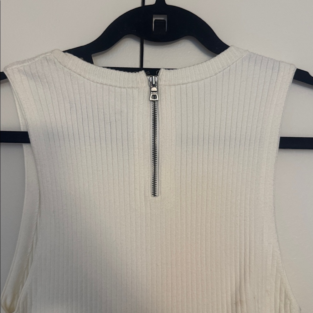 NWT Alice + Olivia Brooklynne Ribbed Midi Dress - Picture 9 of 9